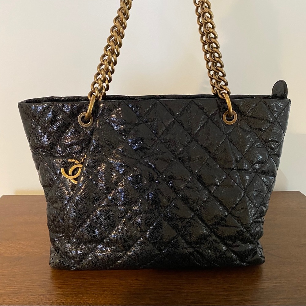 Chanel Coco Pleats Tote - black / metallic